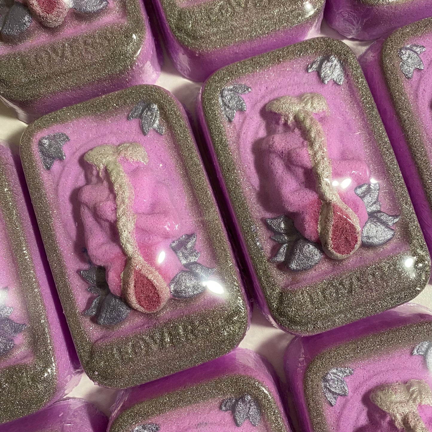 Lovers Tarot Bath Bomb