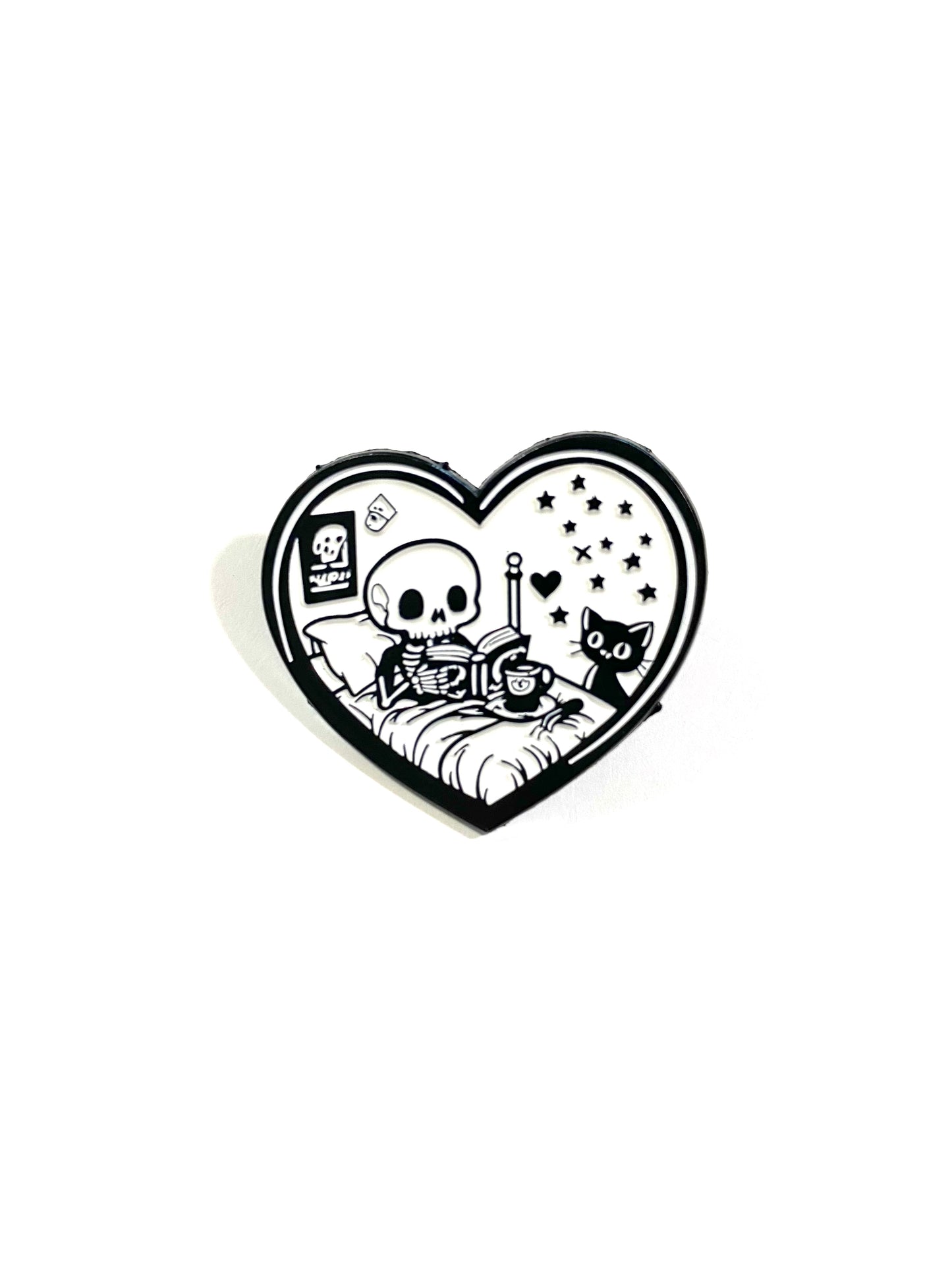 Skeleton Reading Heart pin (star wall)
