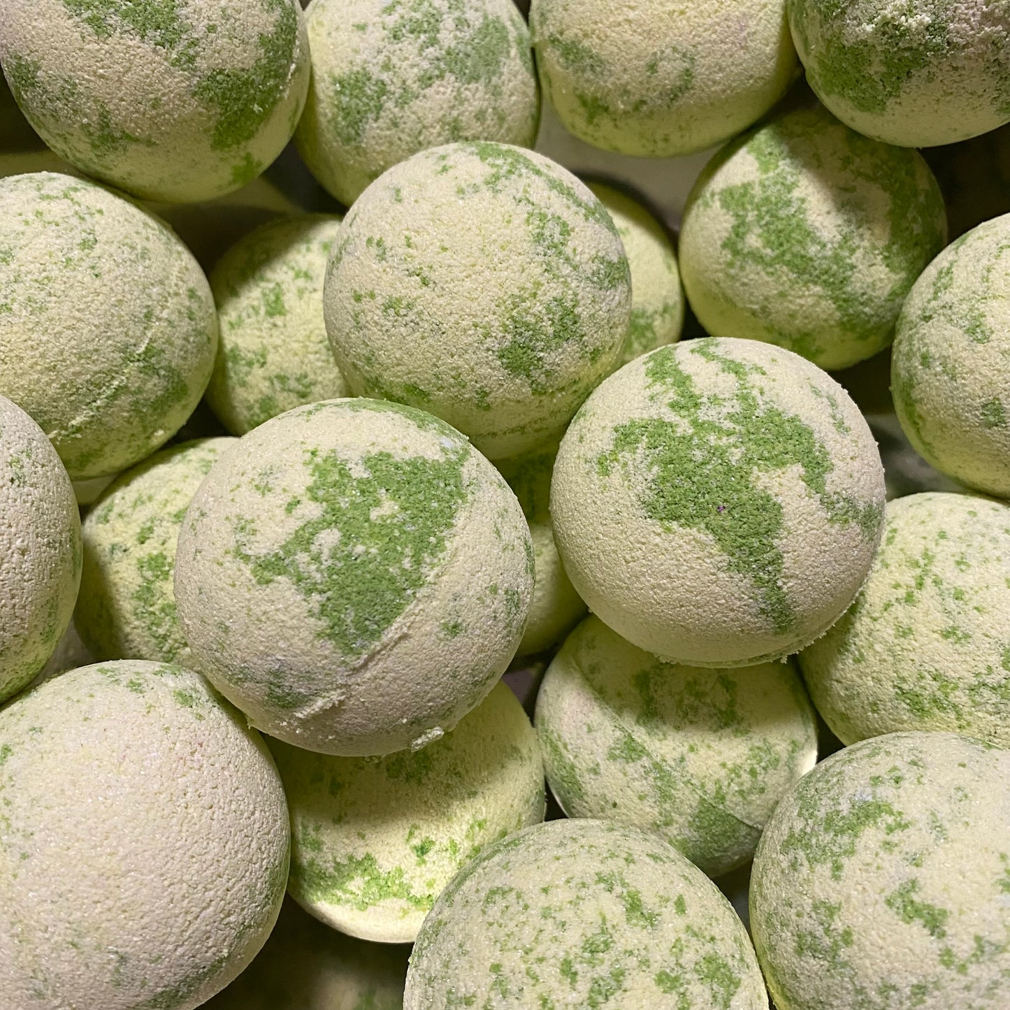 Green Round Bath Bomb