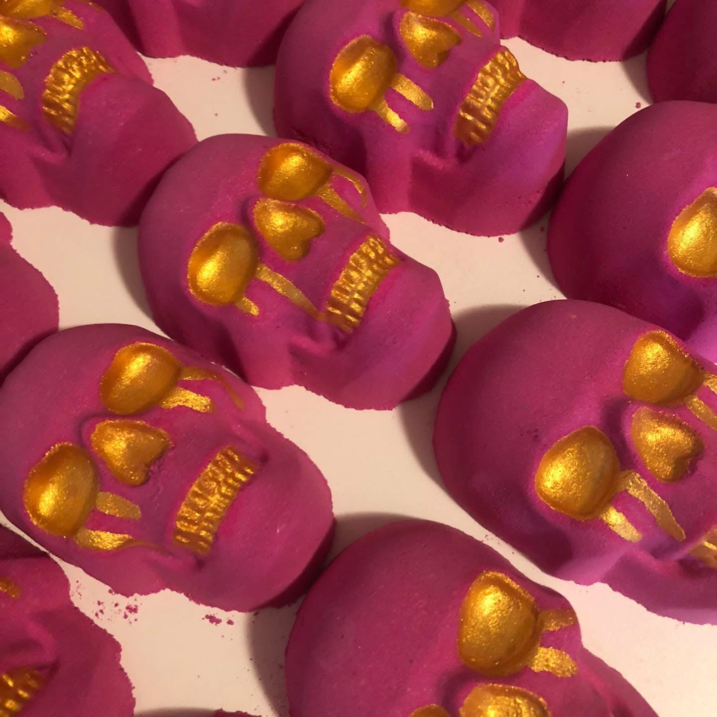 Pink Skull Bath Bomb