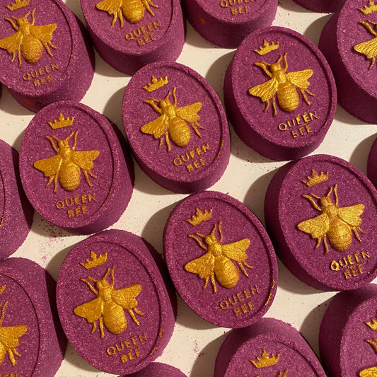 Maroon Queen Bee Bath Bomb